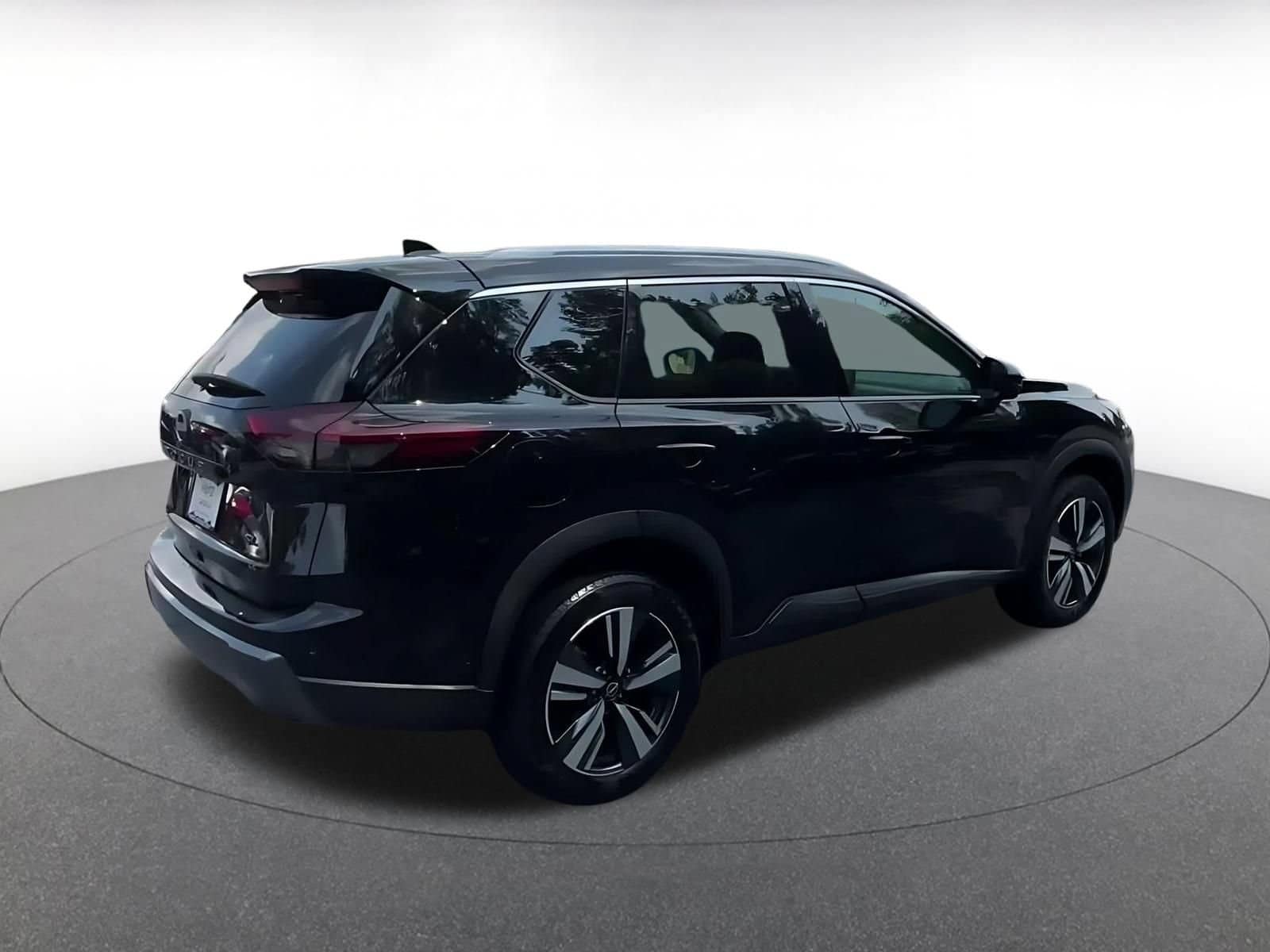 Thumbnail: 2026 Nissan Rogue - 14