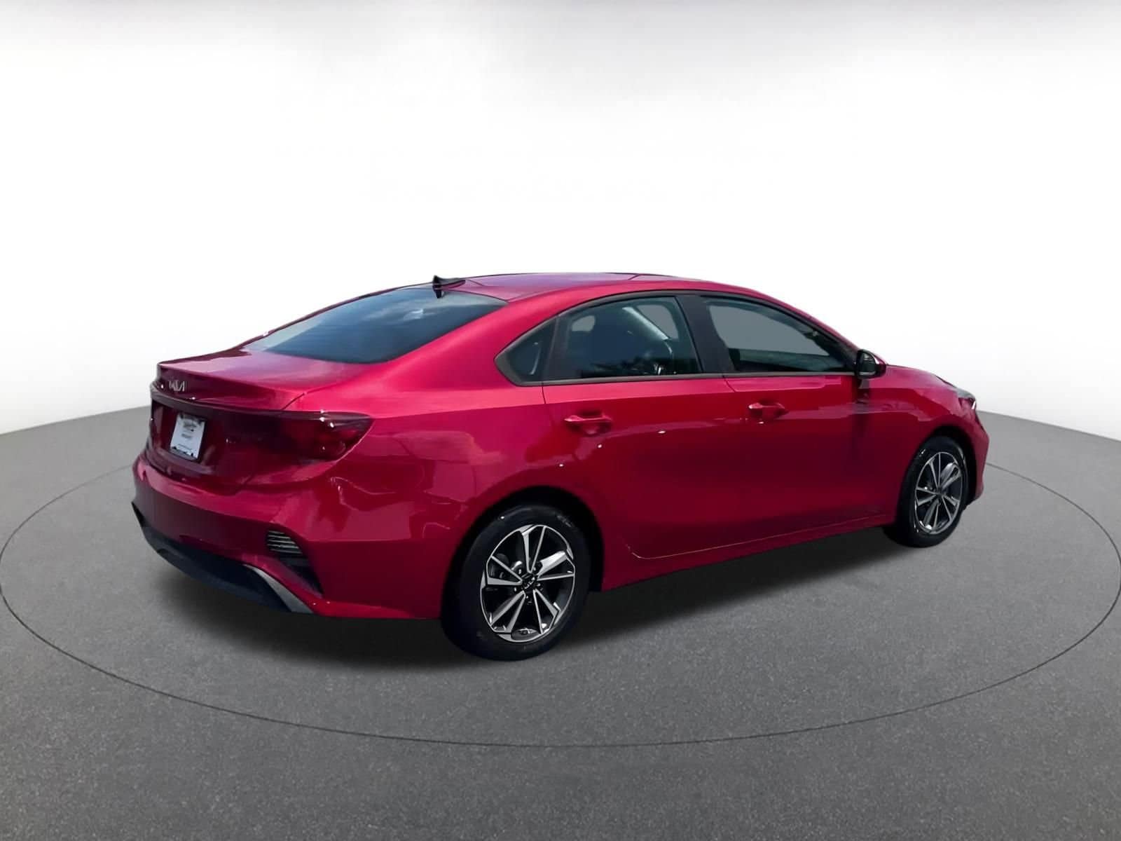 Thumbnail: 2023 Kia Forte - 12