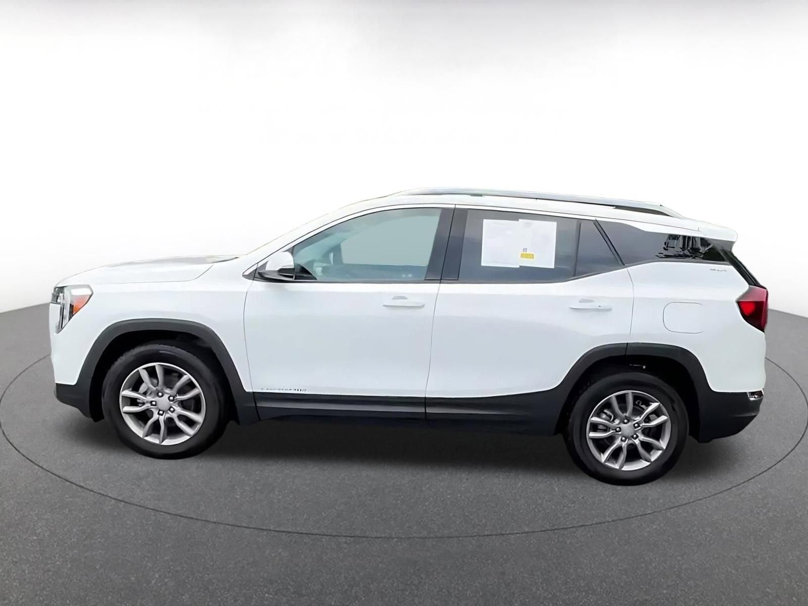 Thumbnail: 2024 GMC Terrain - 9