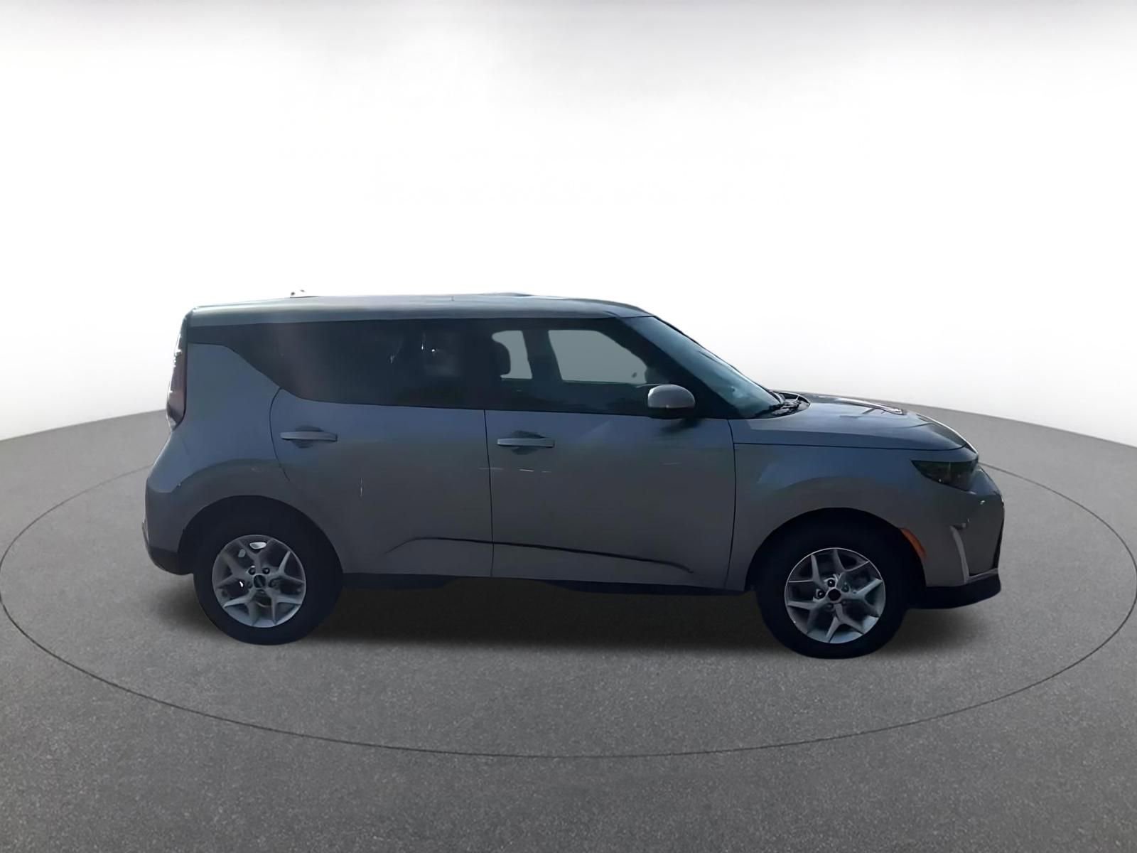 Thumbnail: 2025 Kia Soul - 2