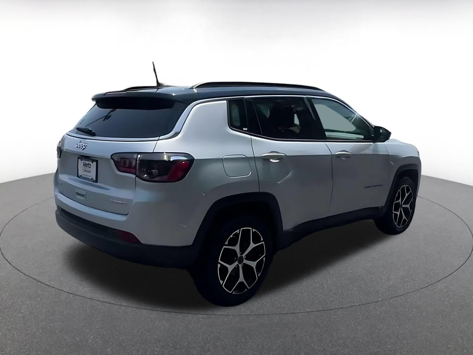 Thumbnail: 2025 Jeep Compass - 14