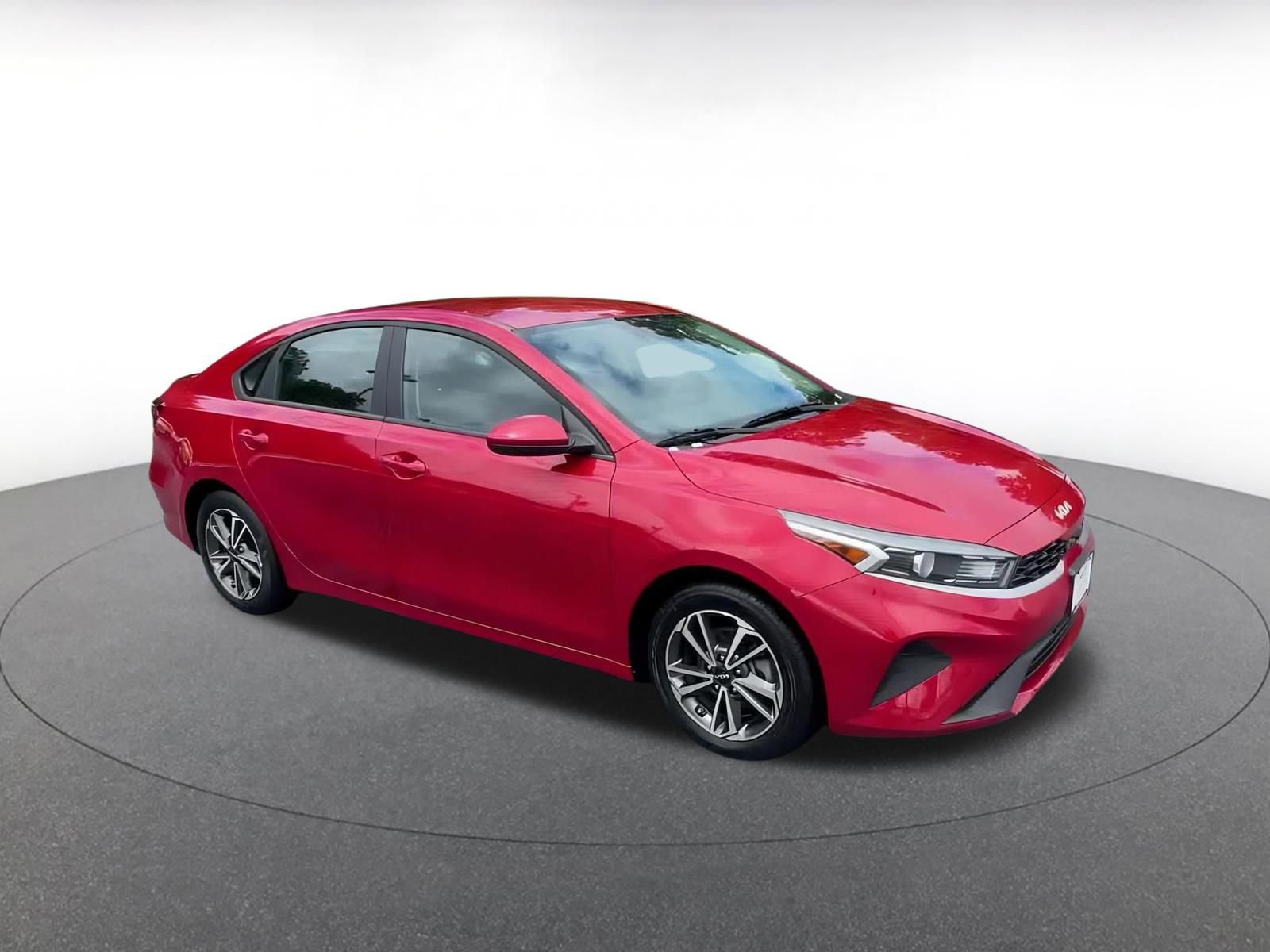 Thumbnail: 2023 Kia Forte - 2