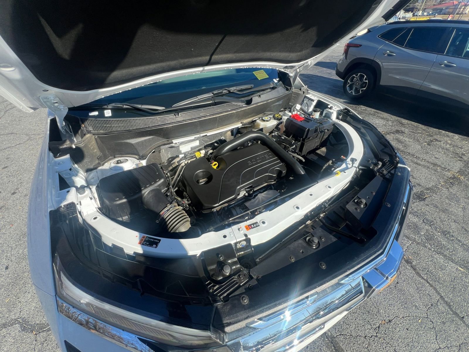 Thumbnail: 2025 Chevrolet Equinox - 25