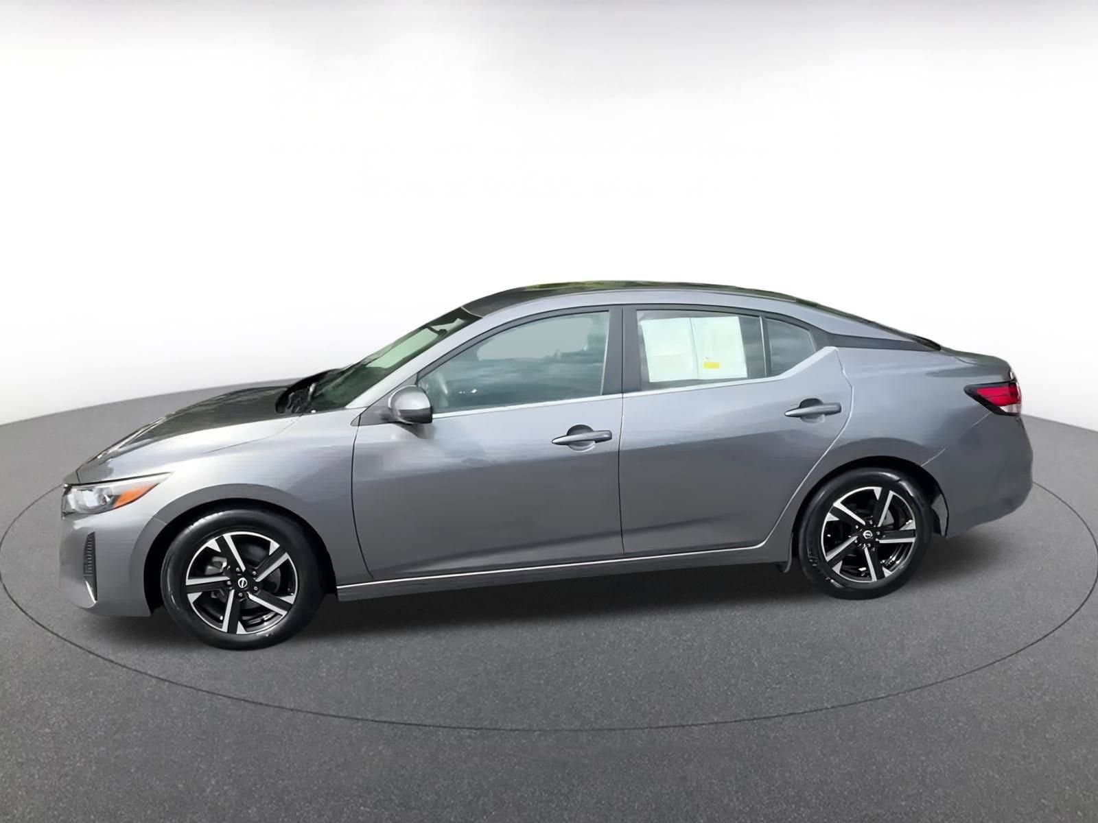 Thumbnail: 2024 Nissan Sentra - 9