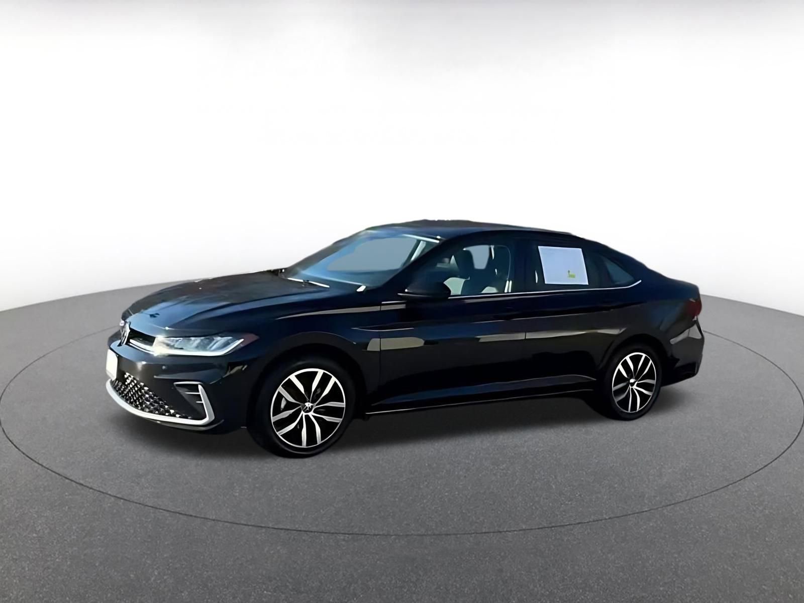 Thumbnail: 2025 Volkswagen Jetta - 4