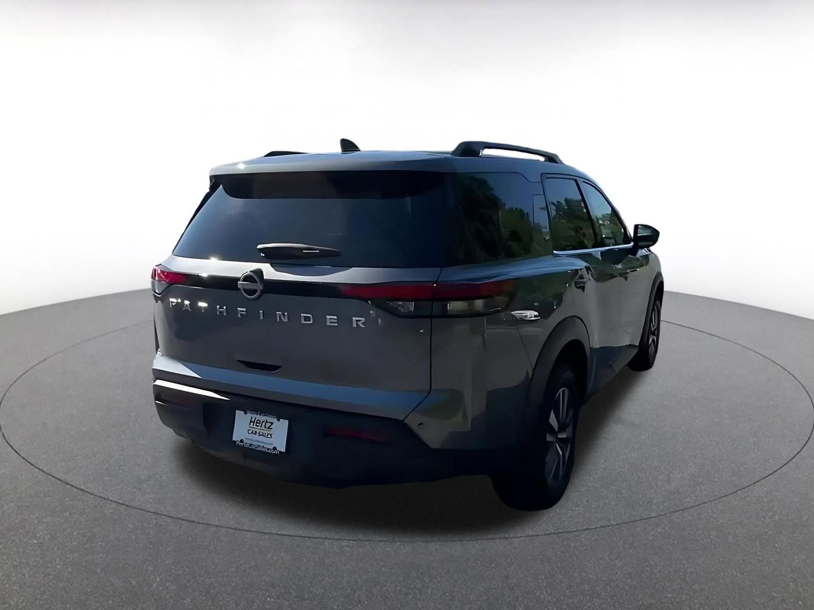 Thumbnail: 2025 Nissan Pathfinder - 14