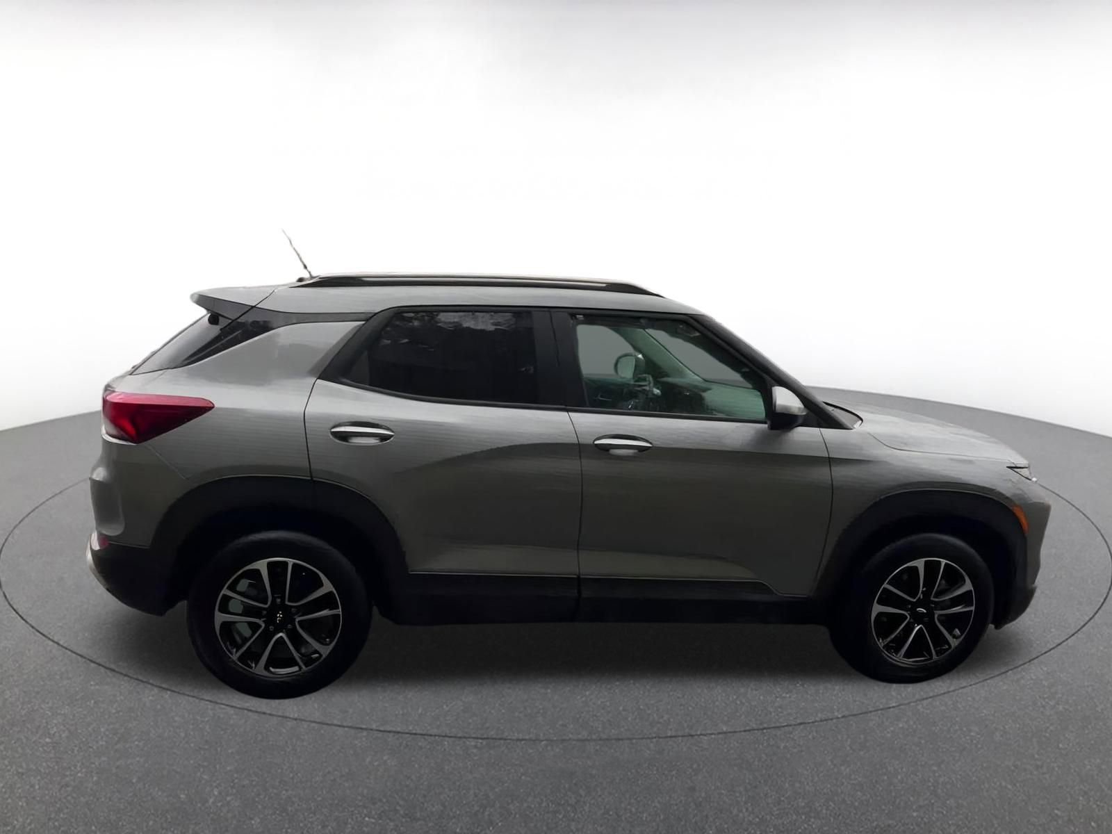 Thumbnail: 2025 Chevrolet TrailBlazer - 16