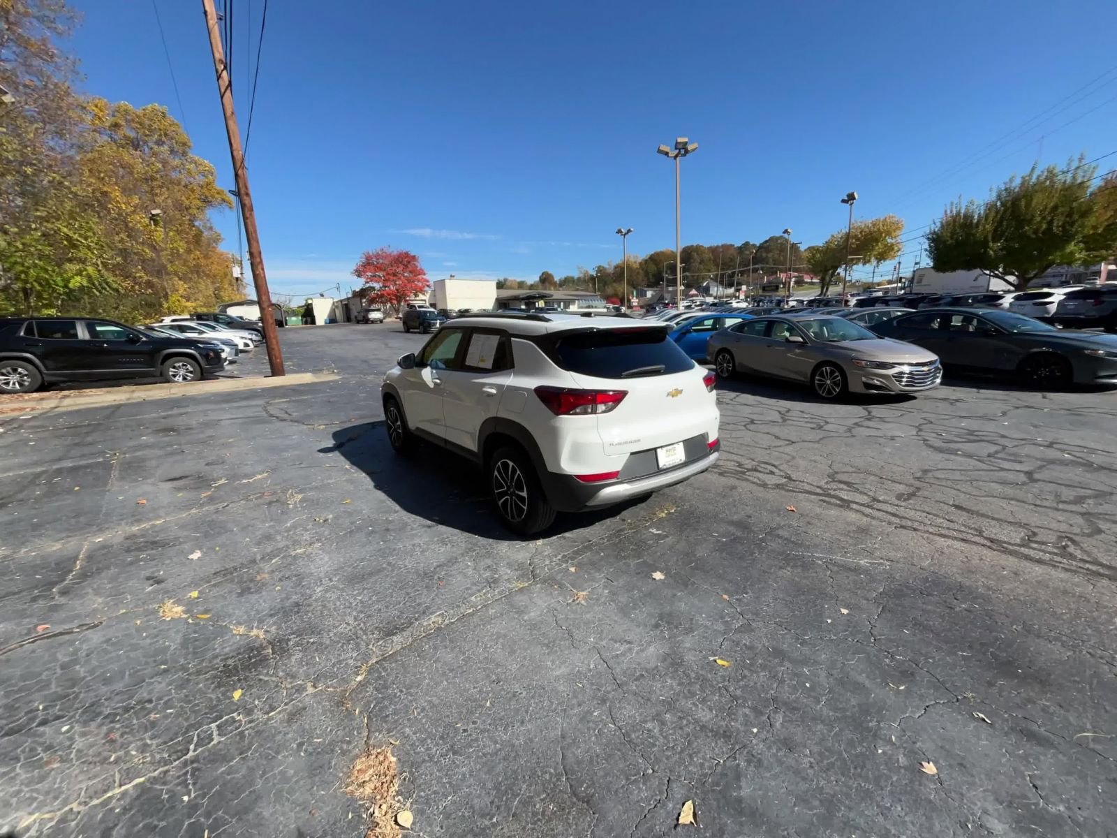 Thumbnail: 2025 Chevrolet TrailBlazer - 16