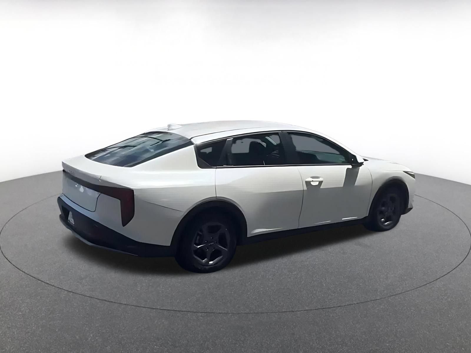 Thumbnail: 2026 Kia K4 - 15
