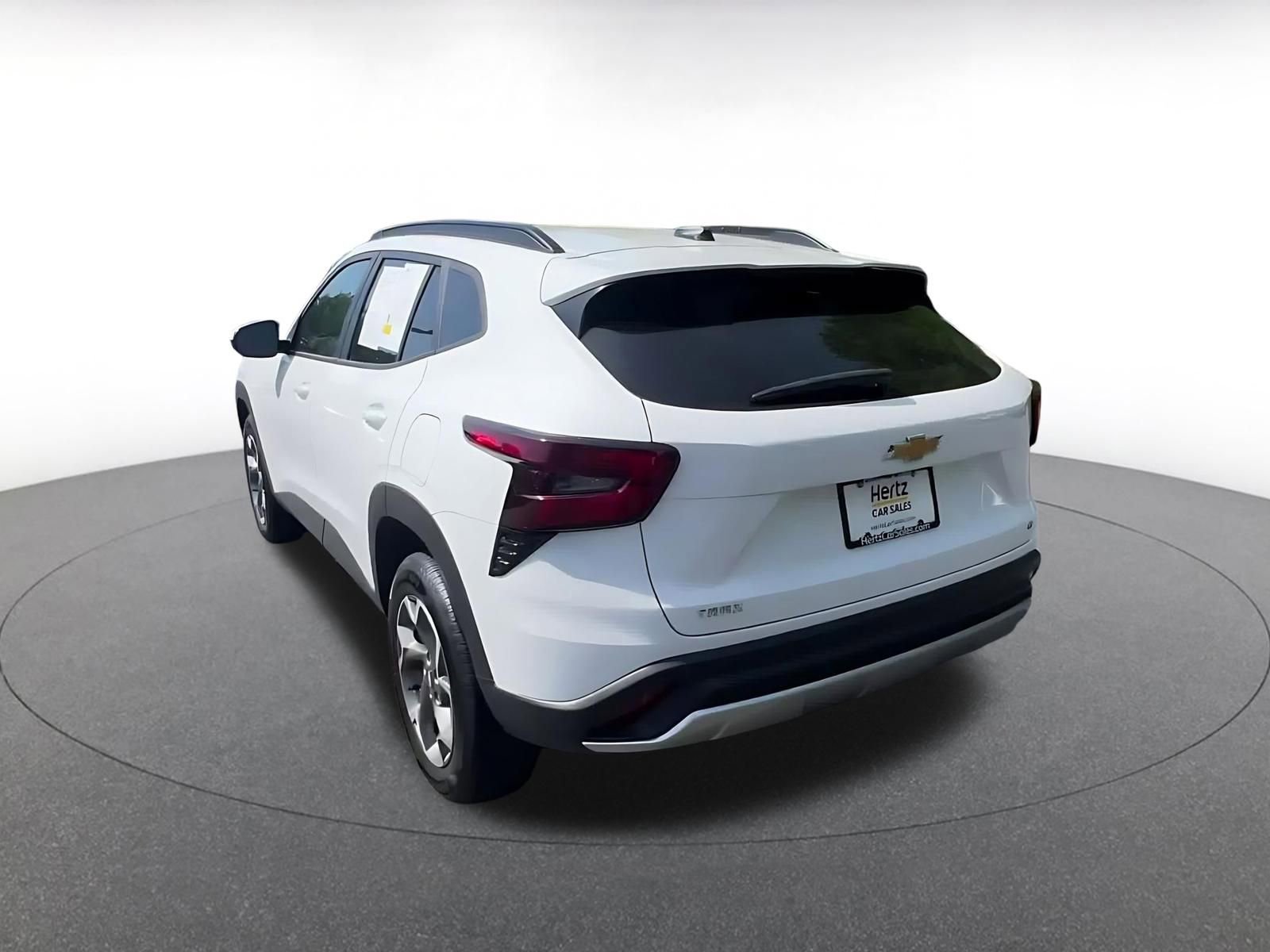 Thumbnail: 2025 Chevrolet Trax - 11