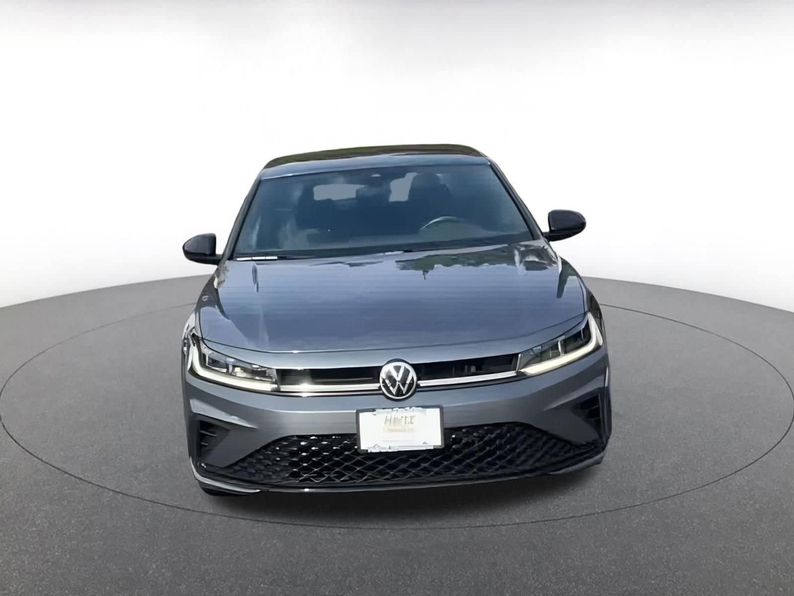 Thumbnail: 2025 Volkswagen Jetta - 3