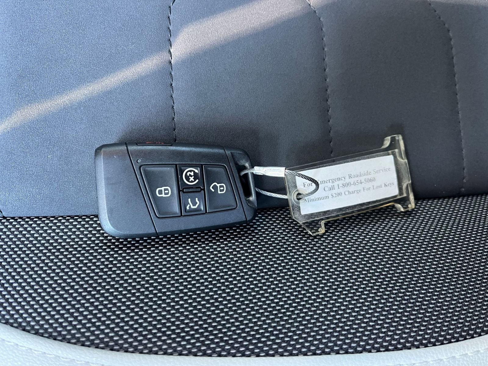 Thumbnail: 2025 Volkswagen Taos - 21