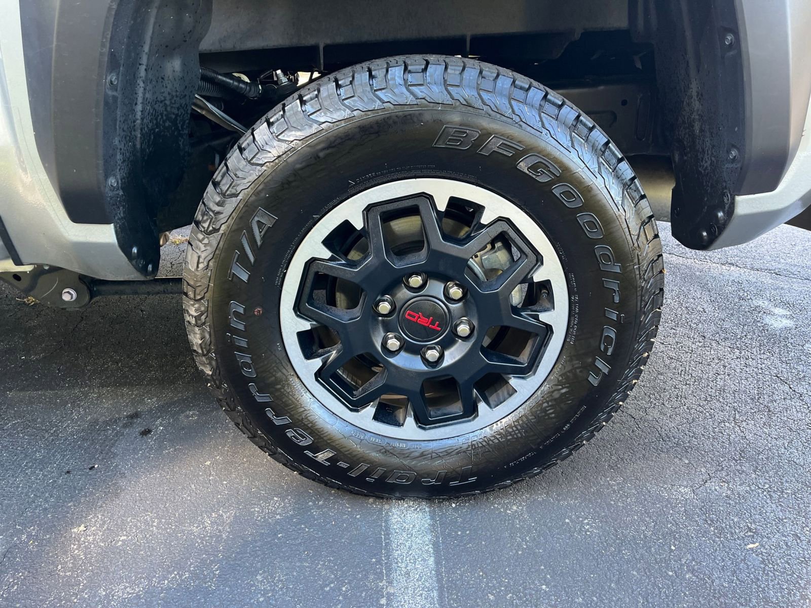 Thumbnail: 2025 Toyota Tacoma - 25