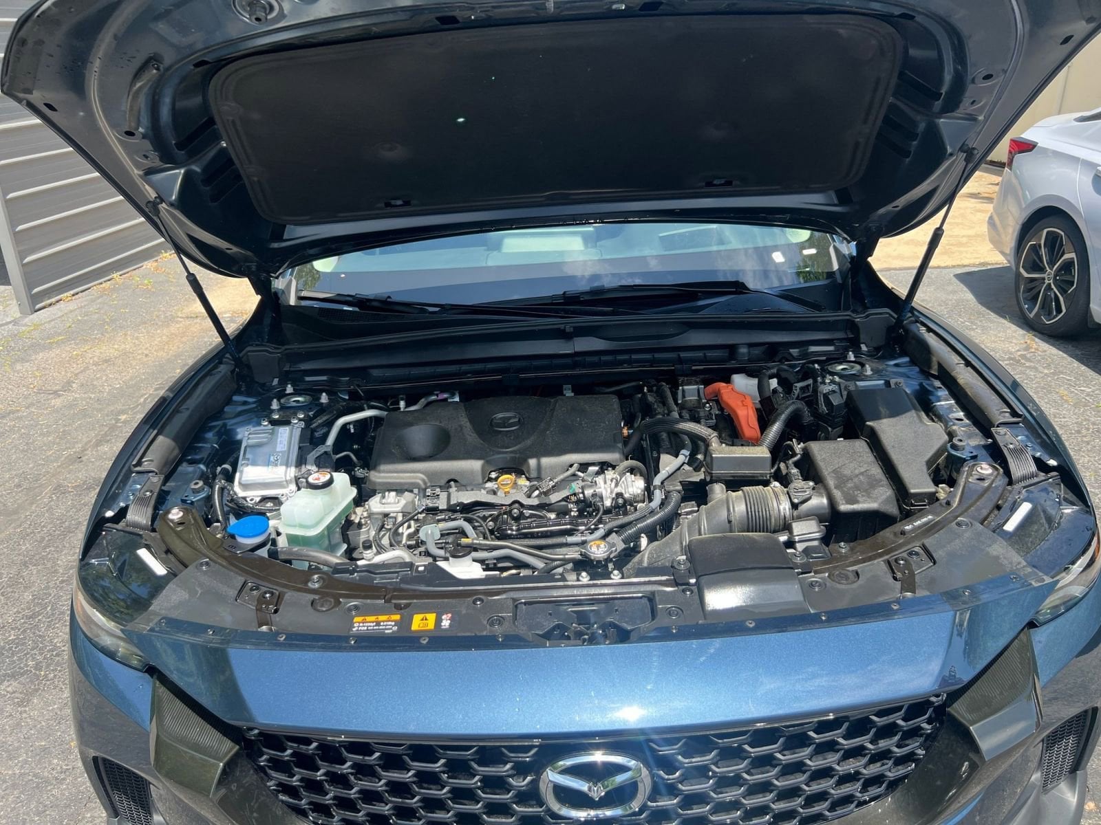 Thumbnail: 2025 Mazda CX-50 - 31