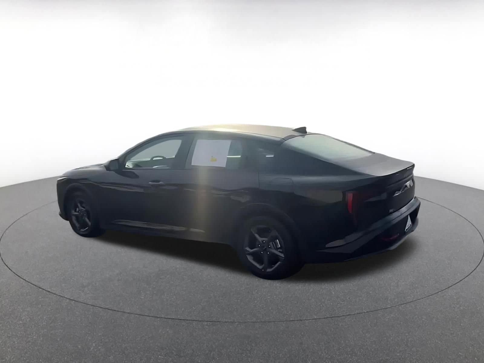 Thumbnail: 2025 Kia K4 - 10