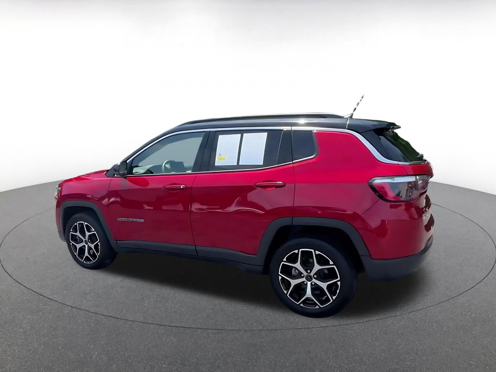 Thumbnail: 2025 Jeep Compass - 10