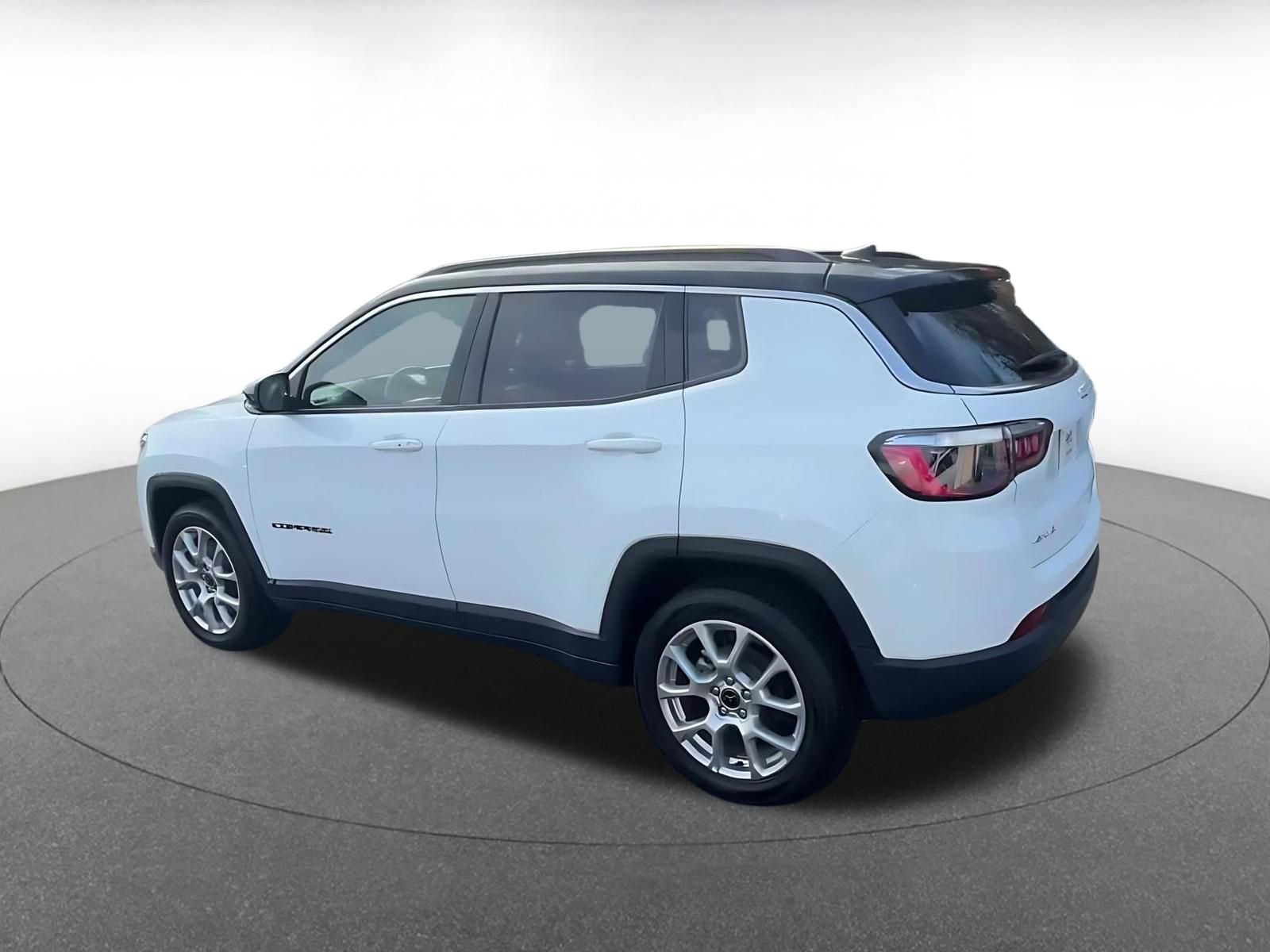 Thumbnail: 2025 Jeep Compass - 10