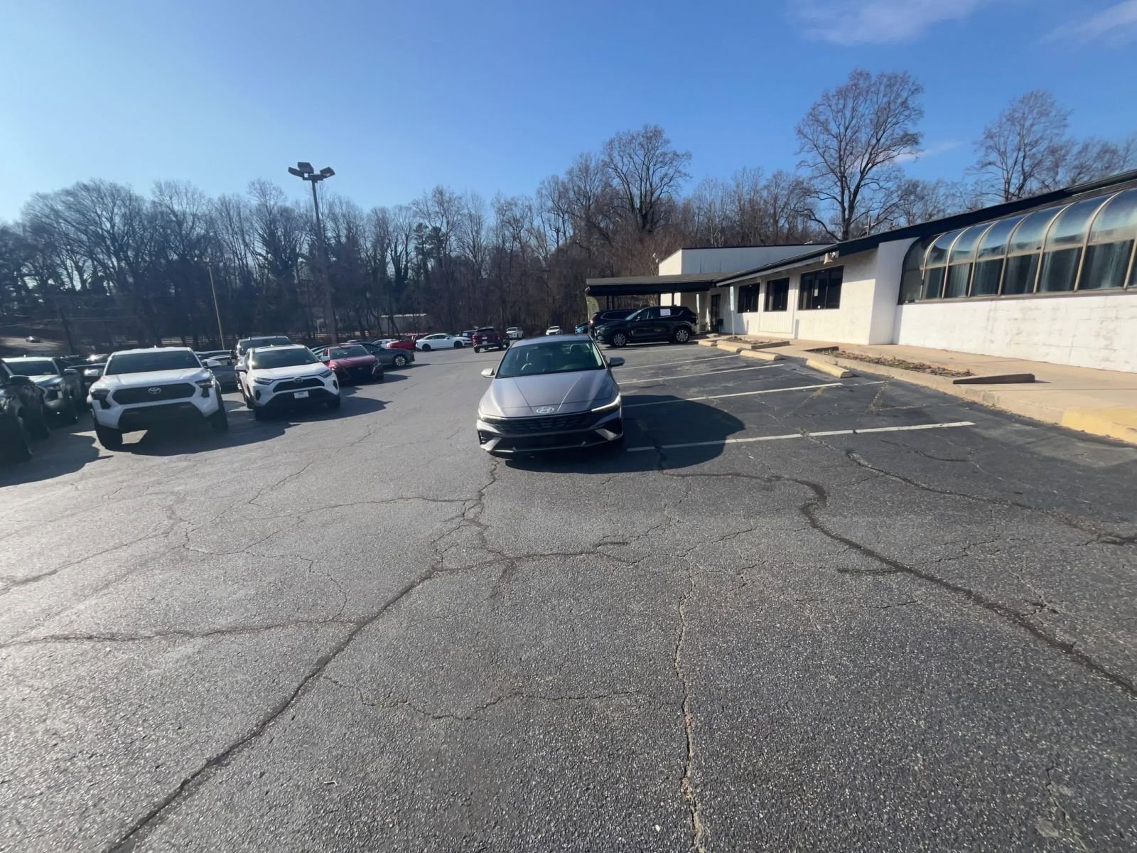 Thumbnail: 2025 Hyundai Elantra - 16