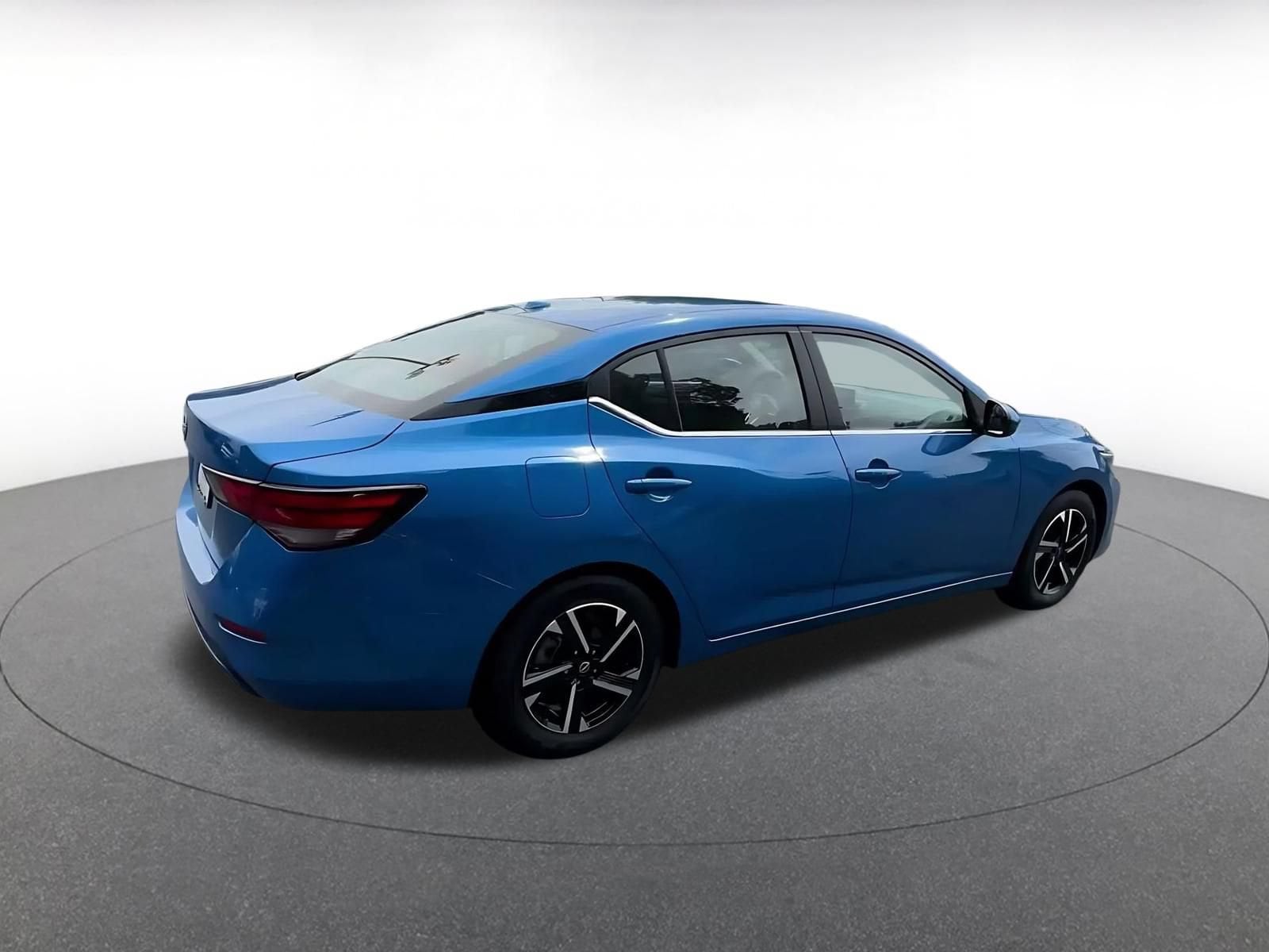 Thumbnail: 2025 Nissan Sentra - 13