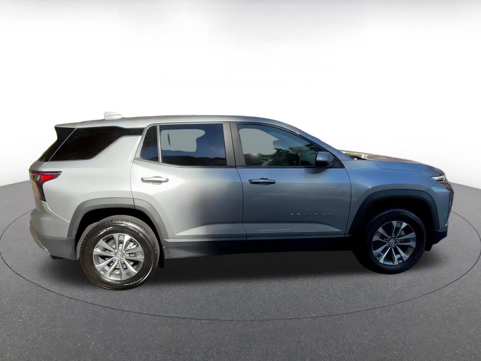 Thumbnail: 2025 Chevrolet Equinox - 16