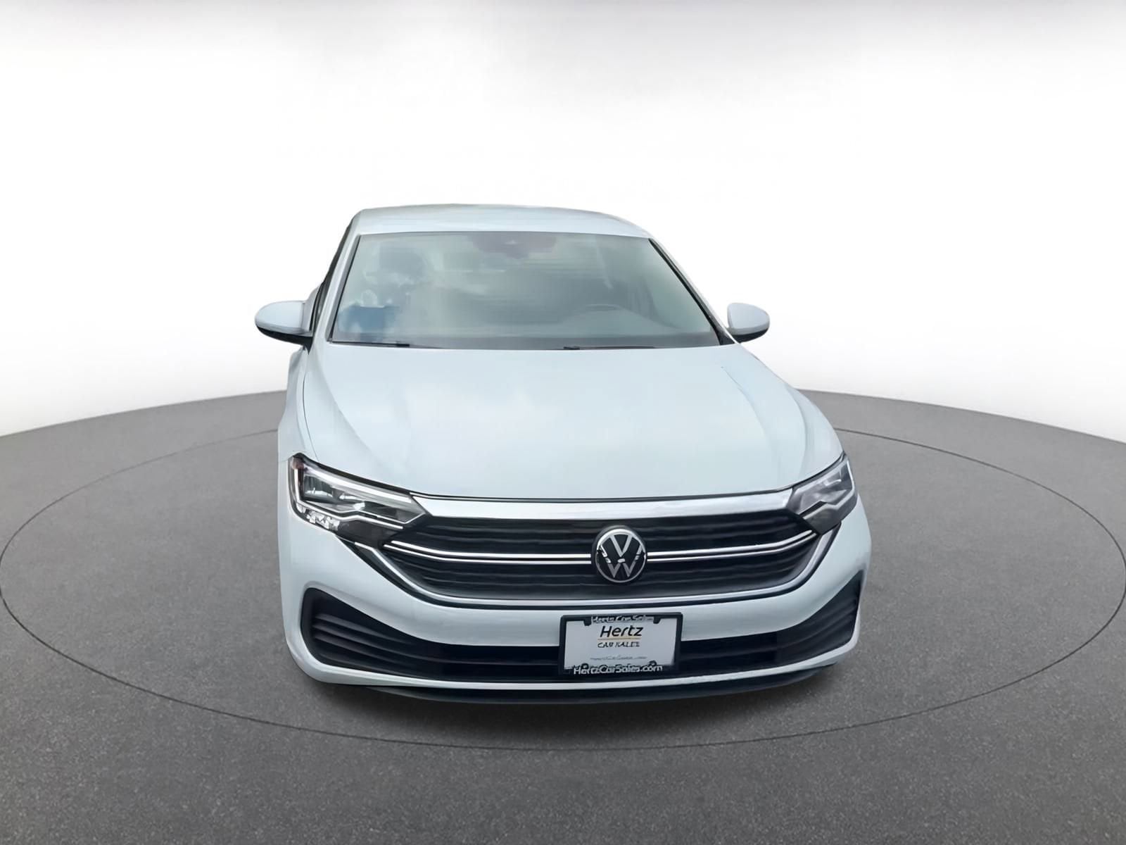 Thumbnail: 2024 Volkswagen Jetta - 5