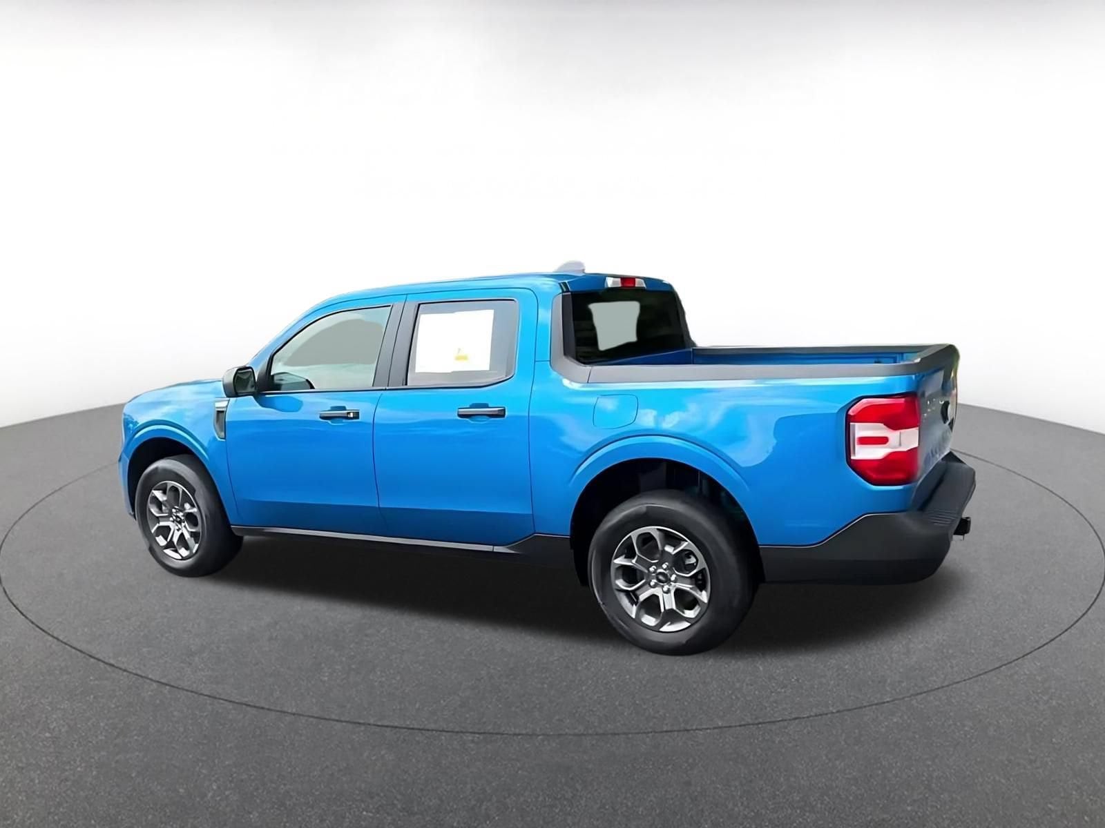 Thumbnail: 2026 Ford Maverick - 10