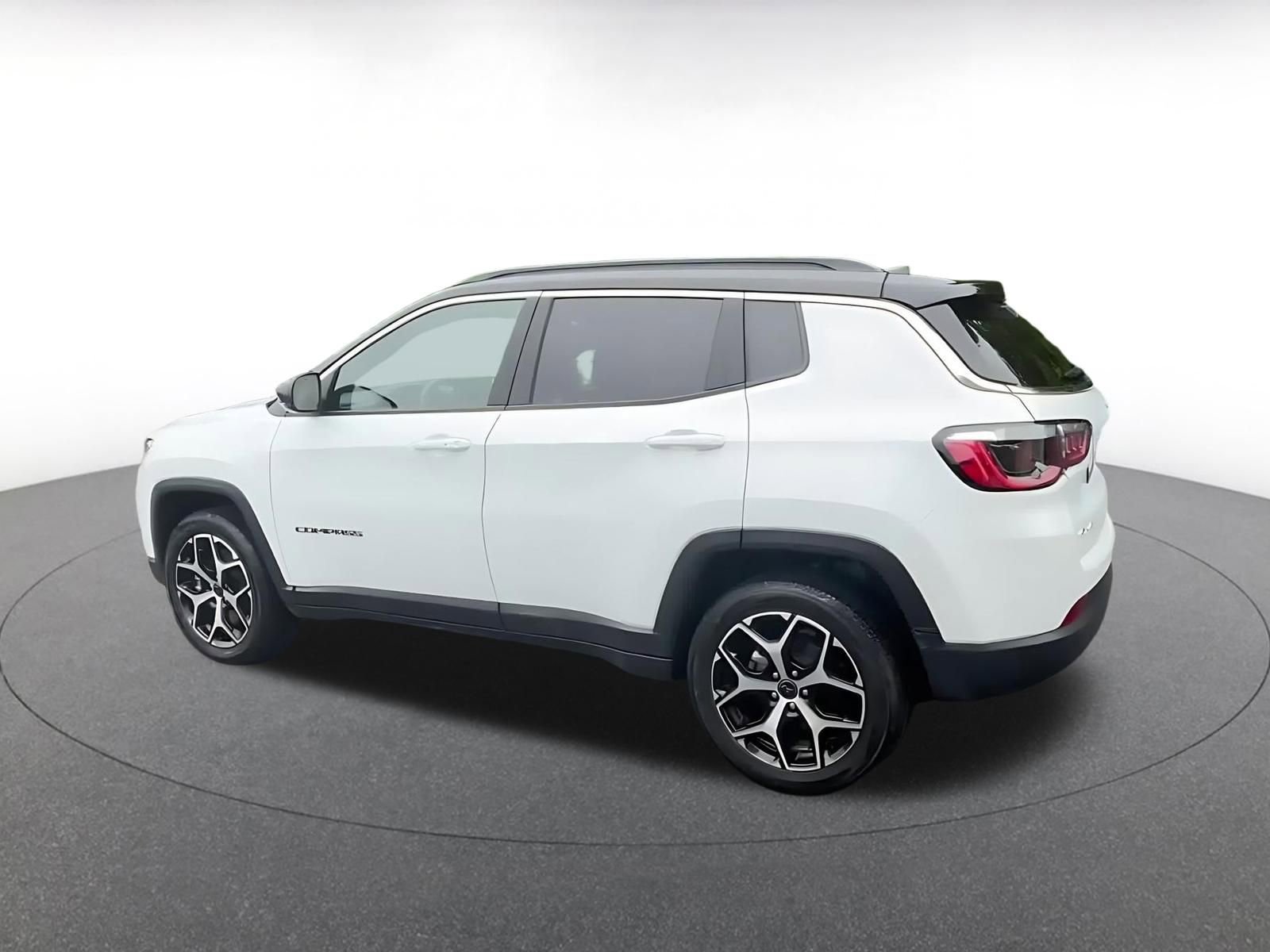 Thumbnail: 2025 Jeep Compass - 10
