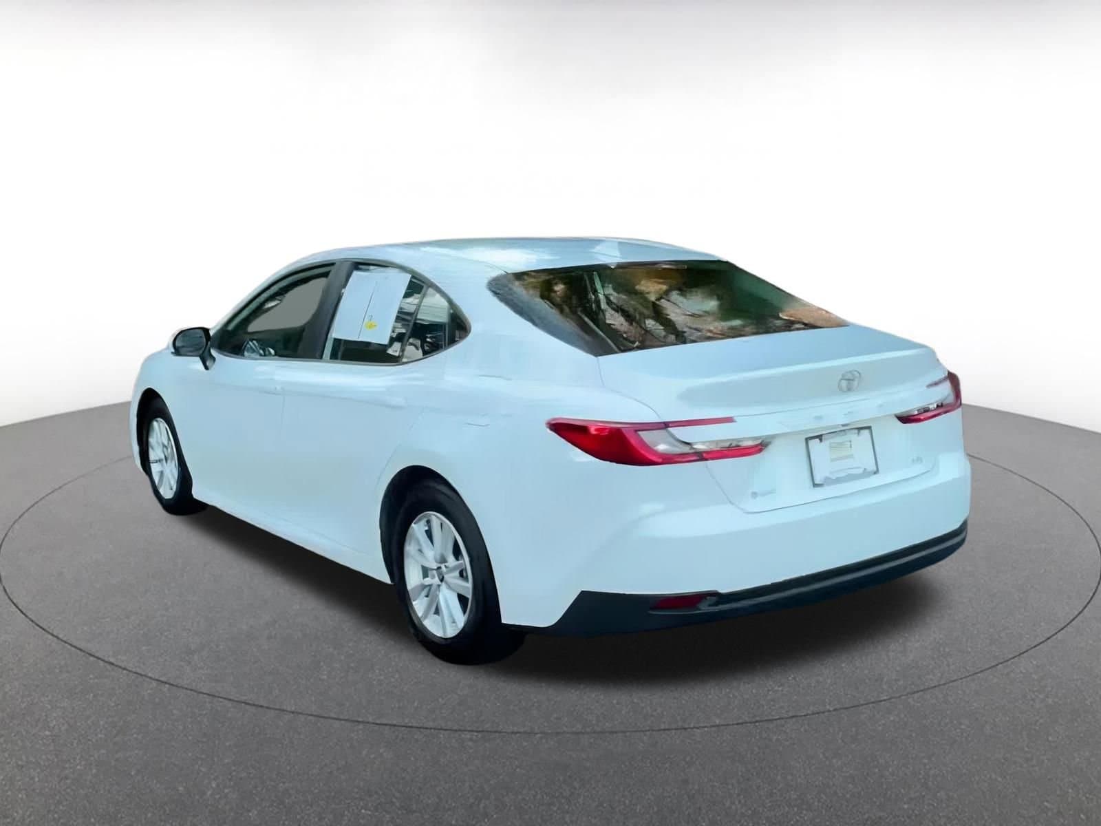 Thumbnail: 2025 Toyota Camry - 11