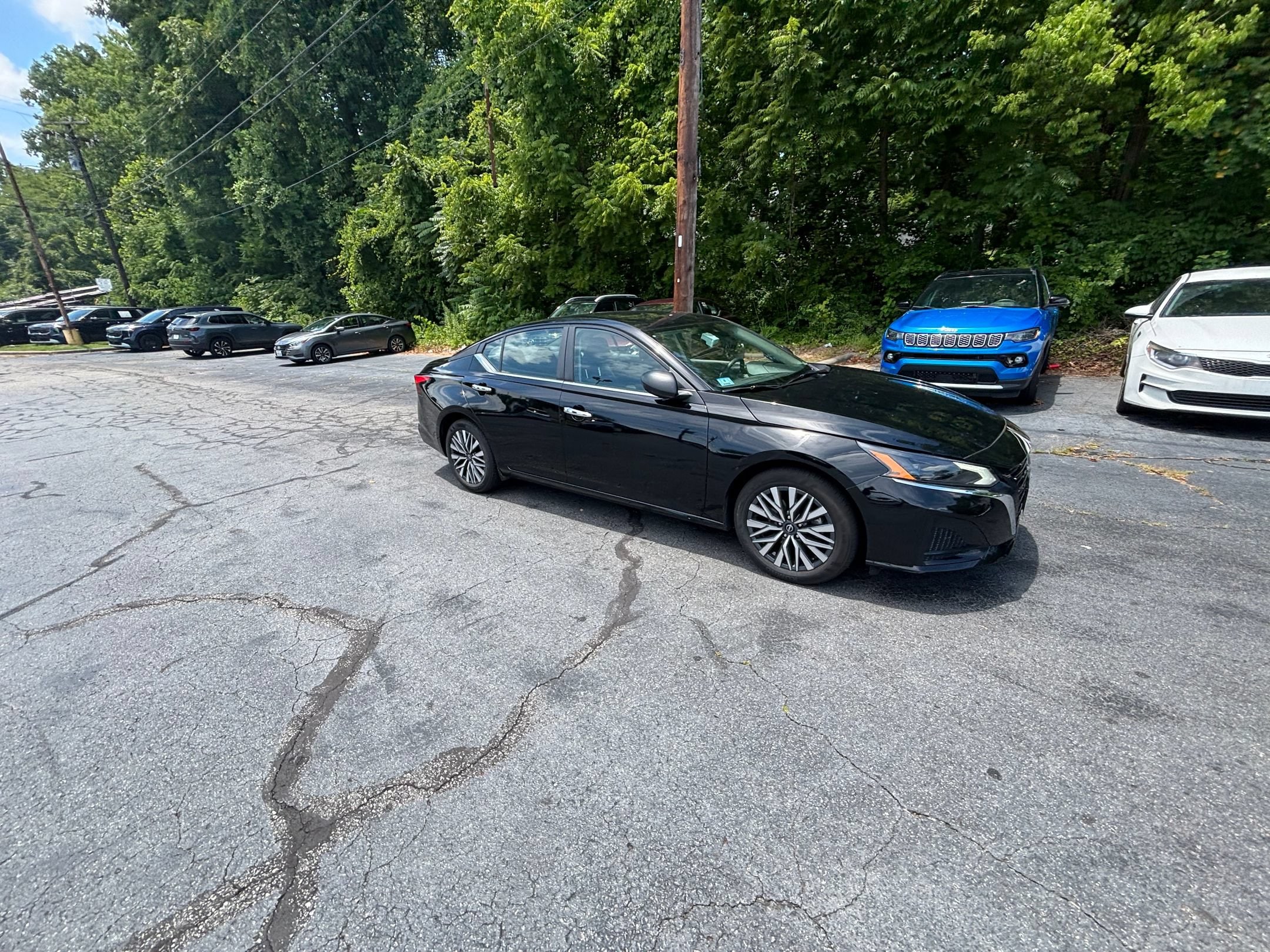 Thumbnail: 2025 Nissan Altima - 1