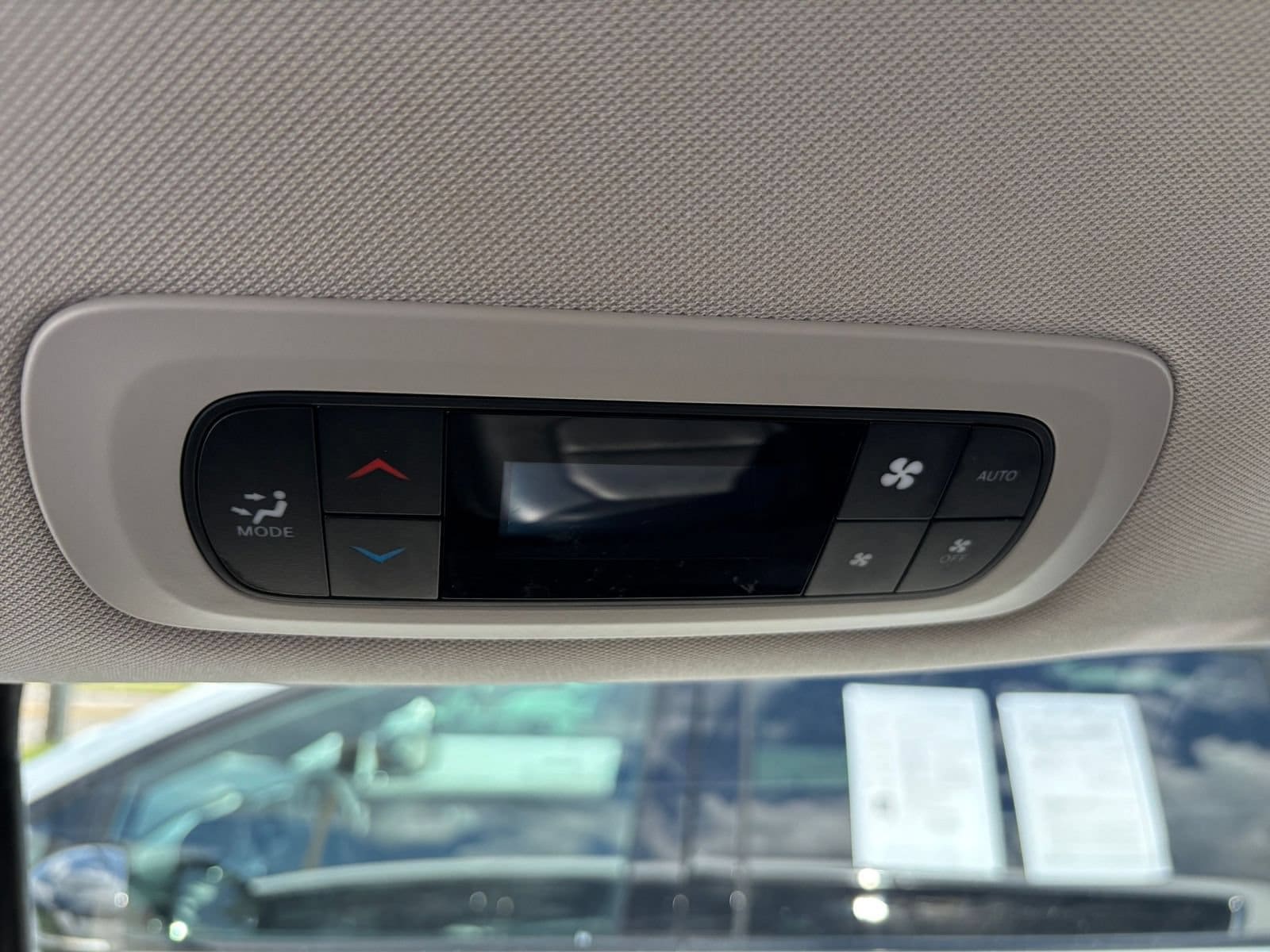 Thumbnail: 2024 Chrysler Pacifica - 20