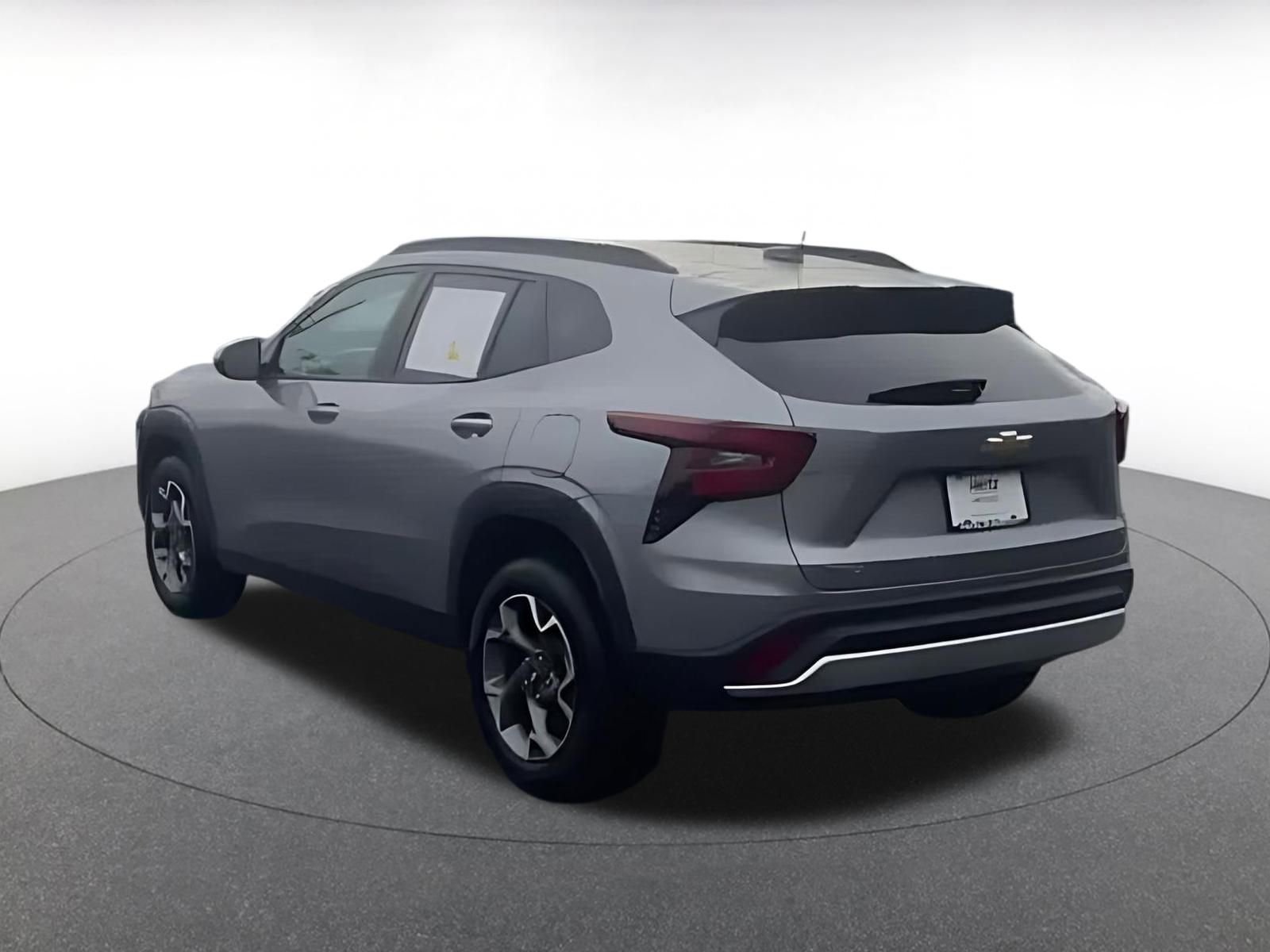 Thumbnail: 2025 Chevrolet Trax - 9