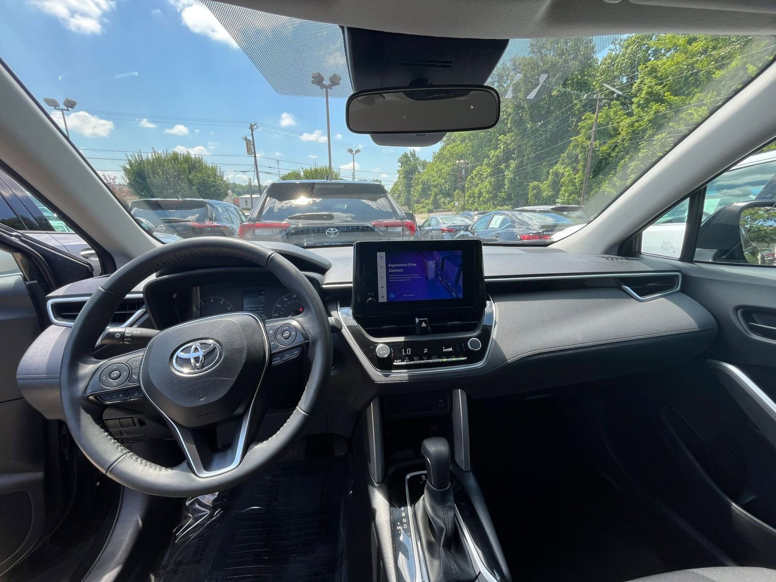 Thumbnail: 2024 Toyota Corolla Cross - 29