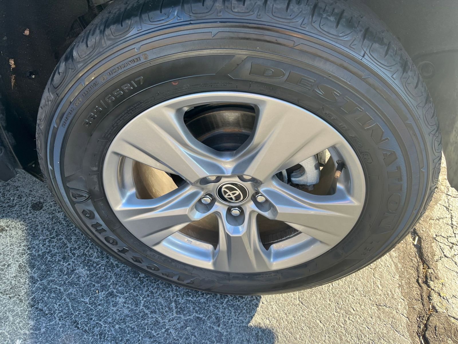 Thumbnail: 2025 Toyota RAV4 - 25