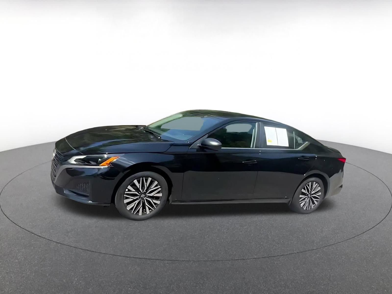 Thumbnail: 2026 Nissan Altima - 6