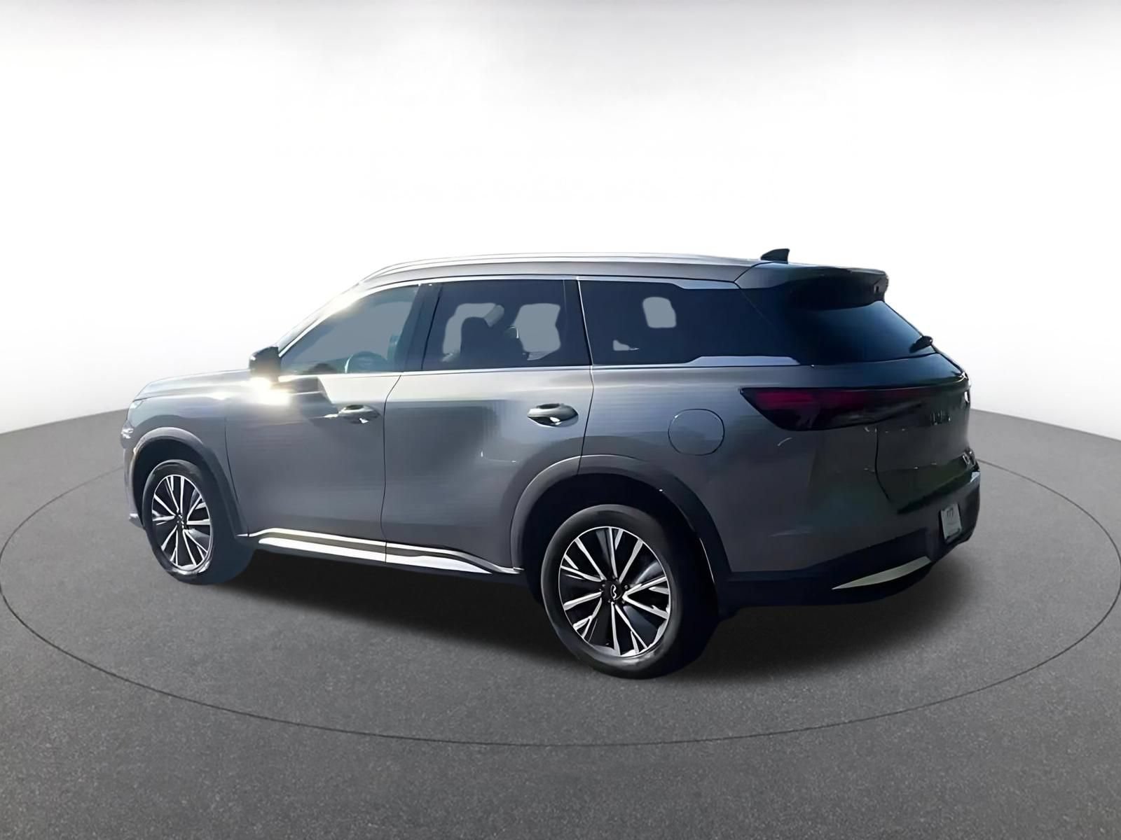 Thumbnail: 2026 INFINITI QX60 - 9