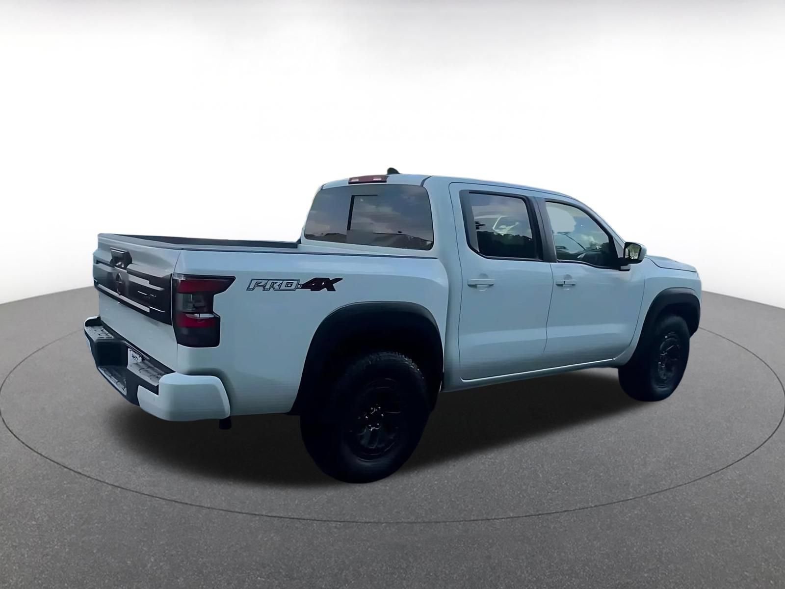 Thumbnail: 2026 Nissan Frontier - 14