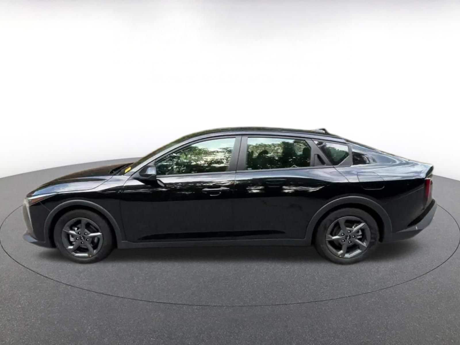 Thumbnail: 2026 Kia K4 - 8
