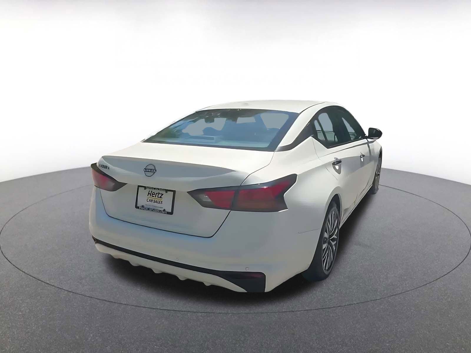 Thumbnail: 2025 Nissan Altima - 15