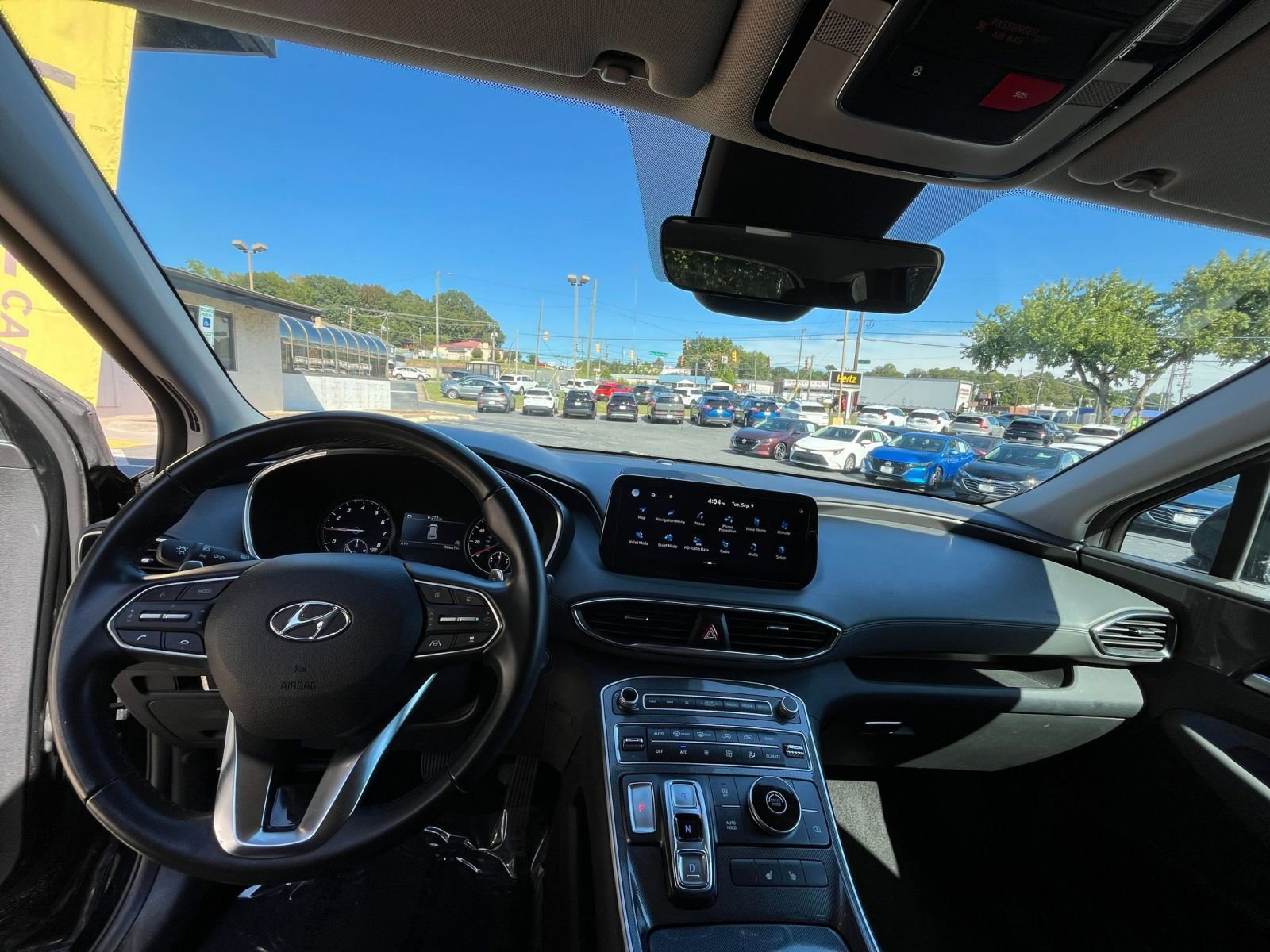 Thumbnail: 2023 Hyundai Santa Fe - 29