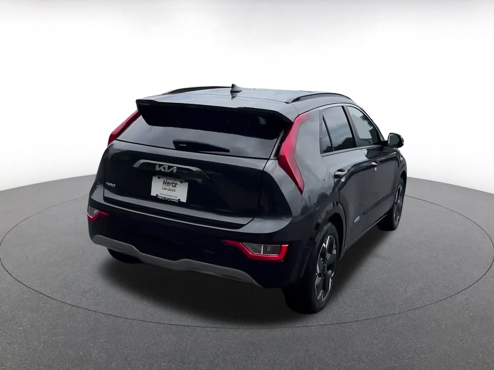 Thumbnail: 2023 Kia Niro - 13