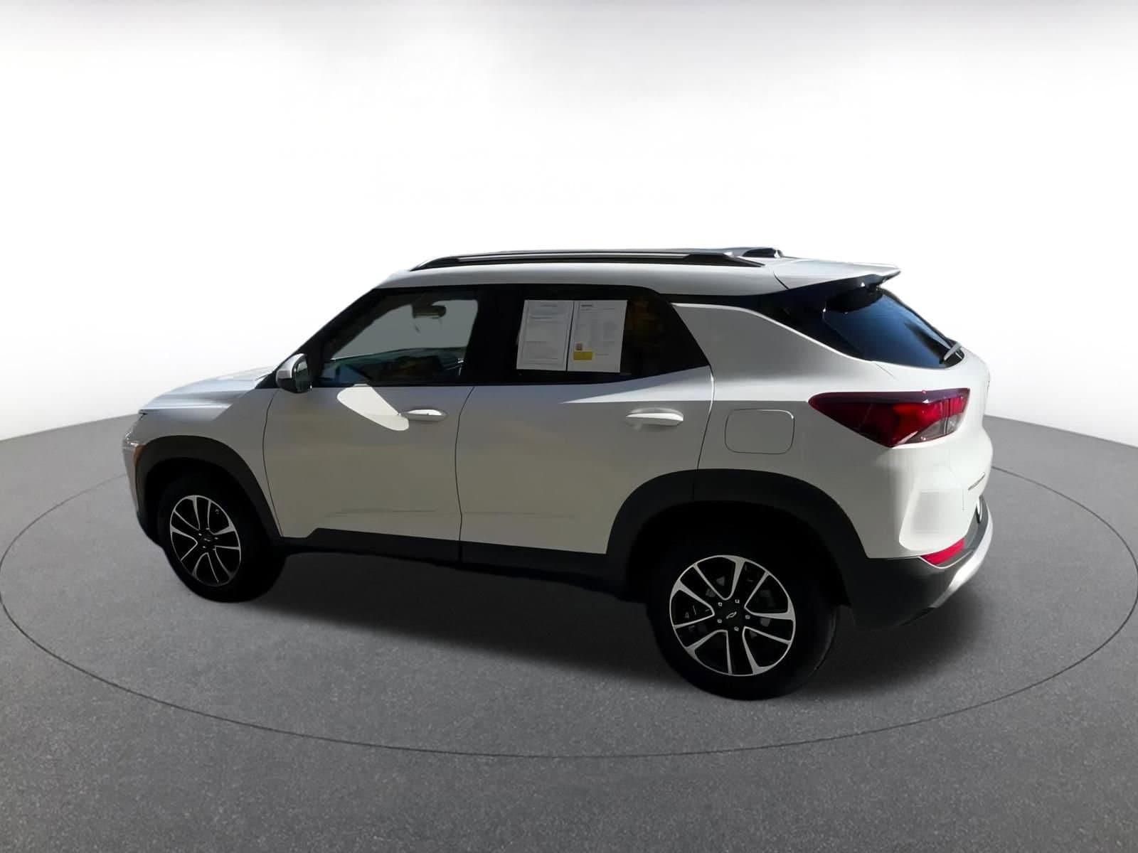 Thumbnail: 2025 Chevrolet TrailBlazer - 10