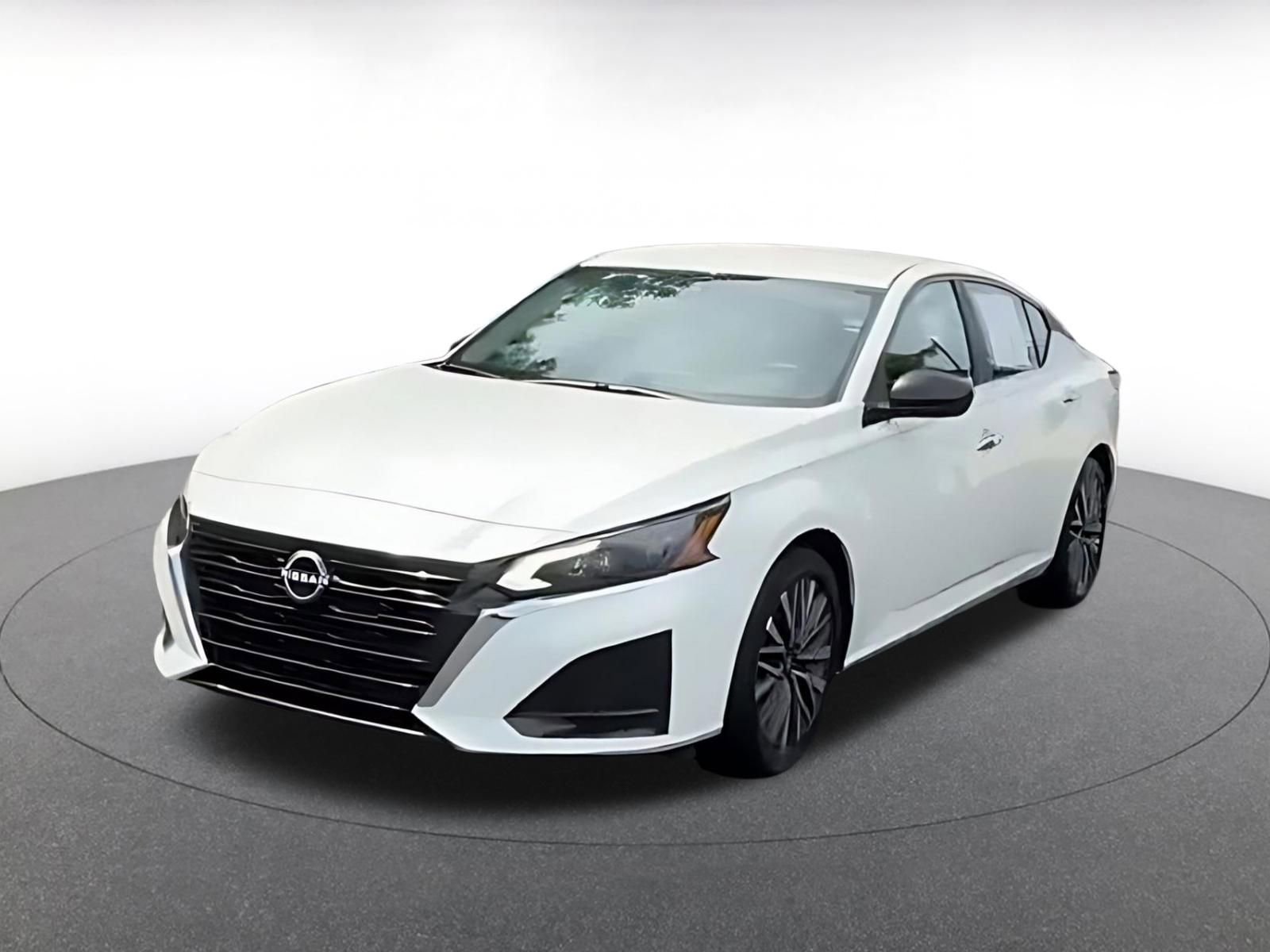 Thumbnail: 2025 Nissan Altima - 7