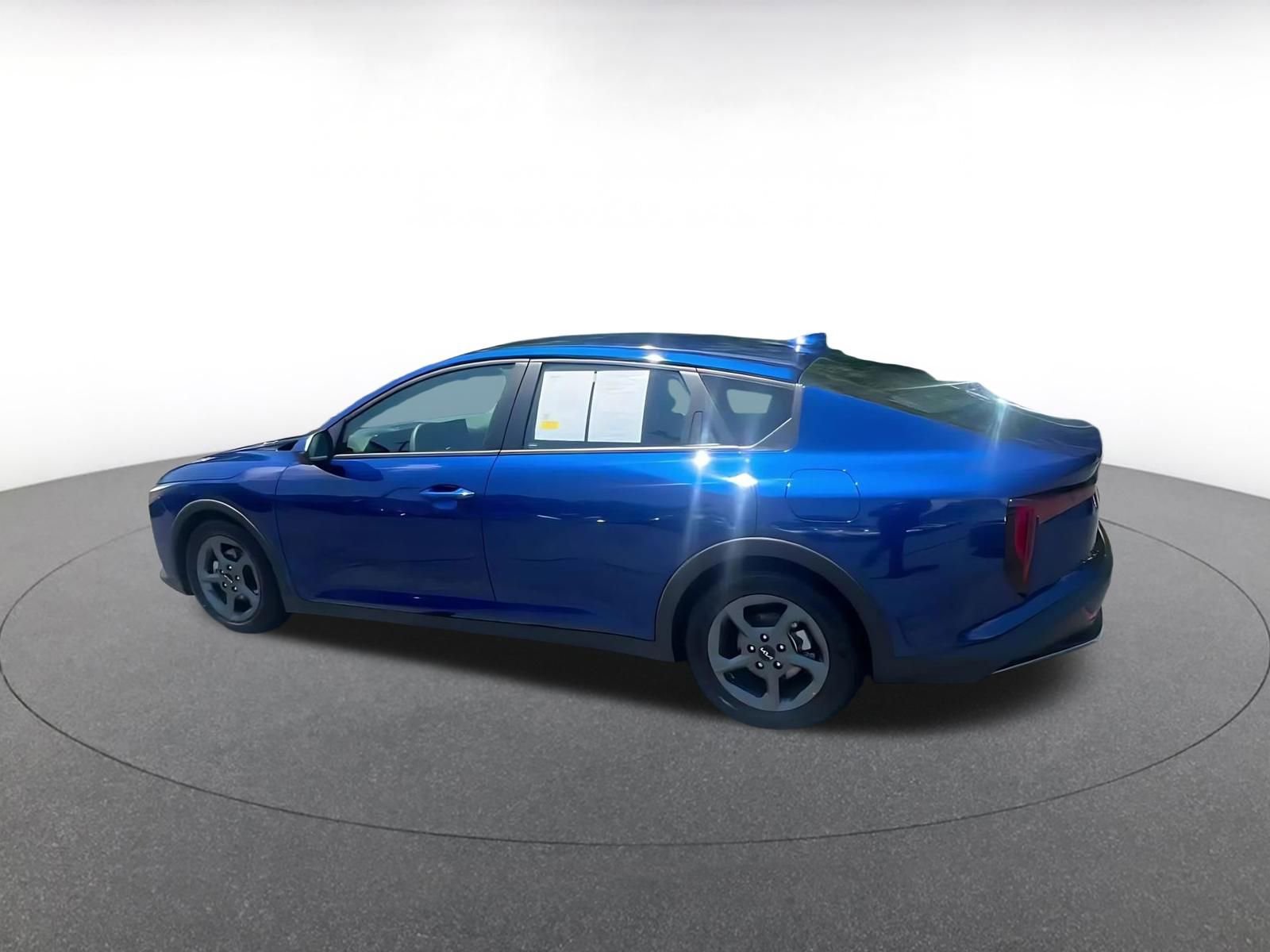 Thumbnail: 2025 Kia K4 - 9