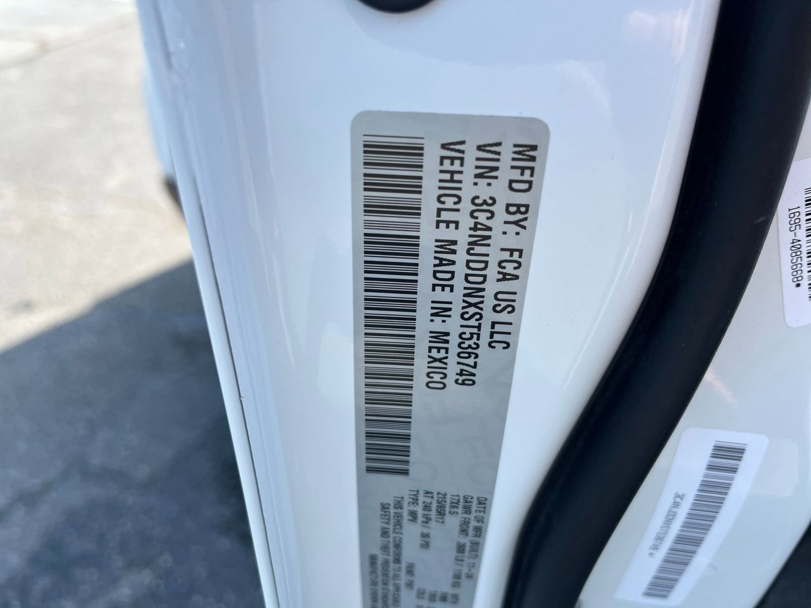 Thumbnail: 2025 Jeep Compass - 23