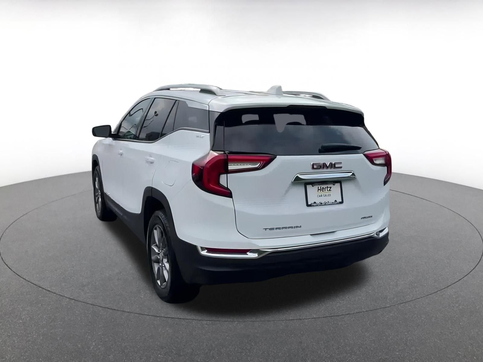 2024 GMC Terrain SLT 11