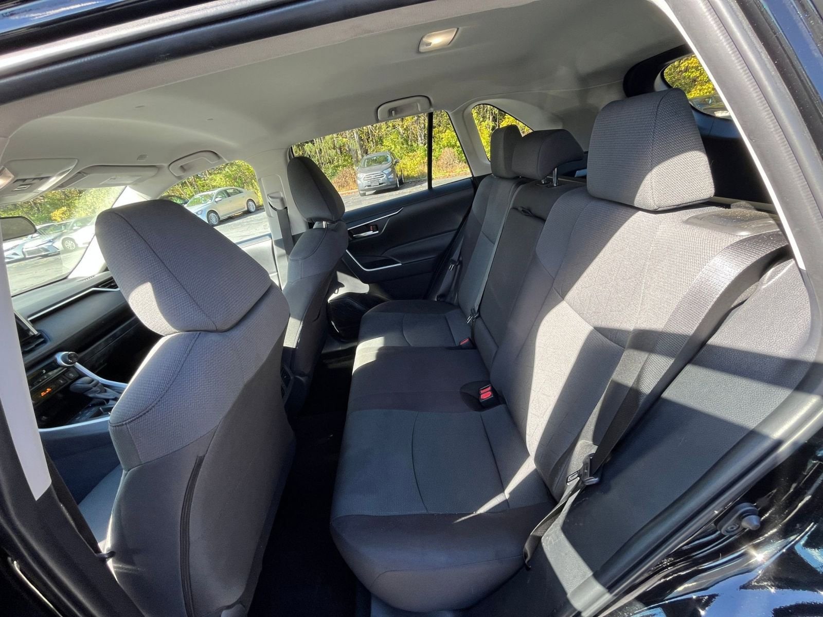 Thumbnail: 2025 Toyota RAV4 - 22