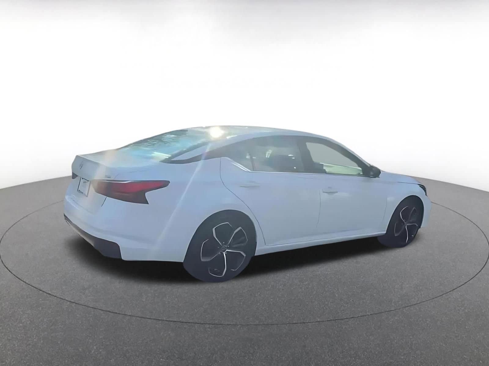 Thumbnail: 2025 Nissan Altima - 15