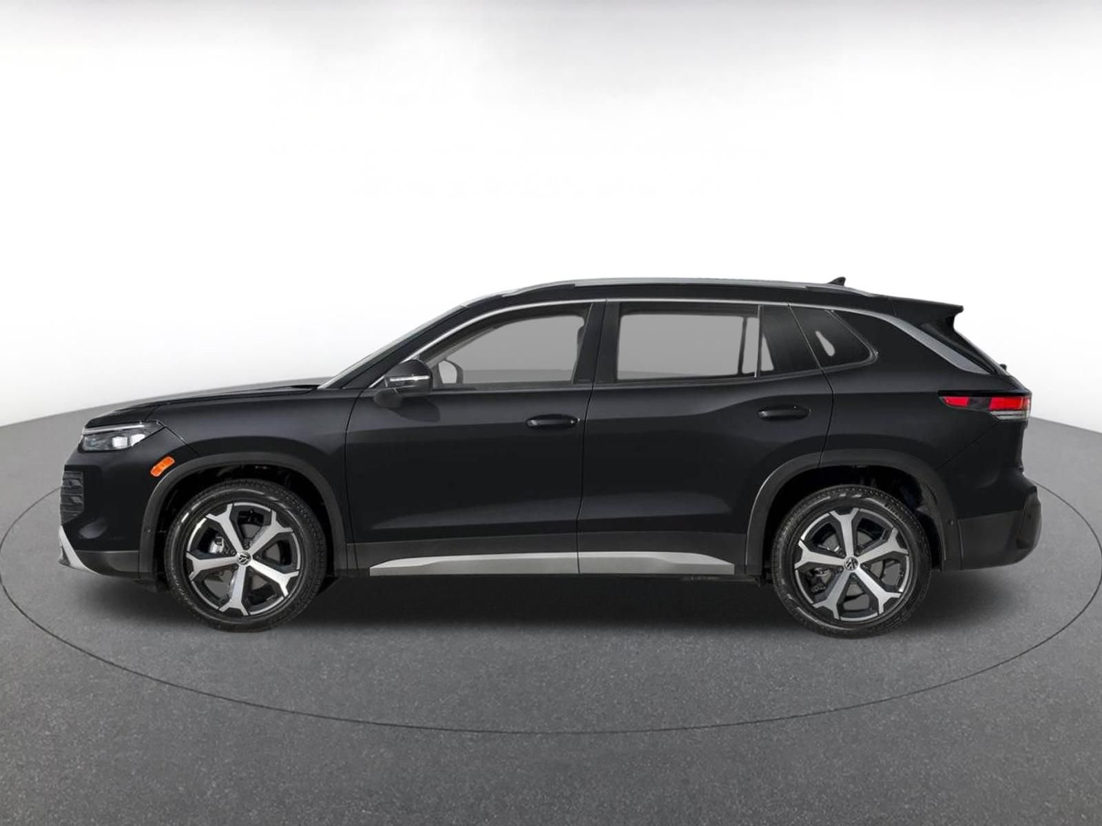 Thumbnail: 2026 Volkswagen Tiguan - 3