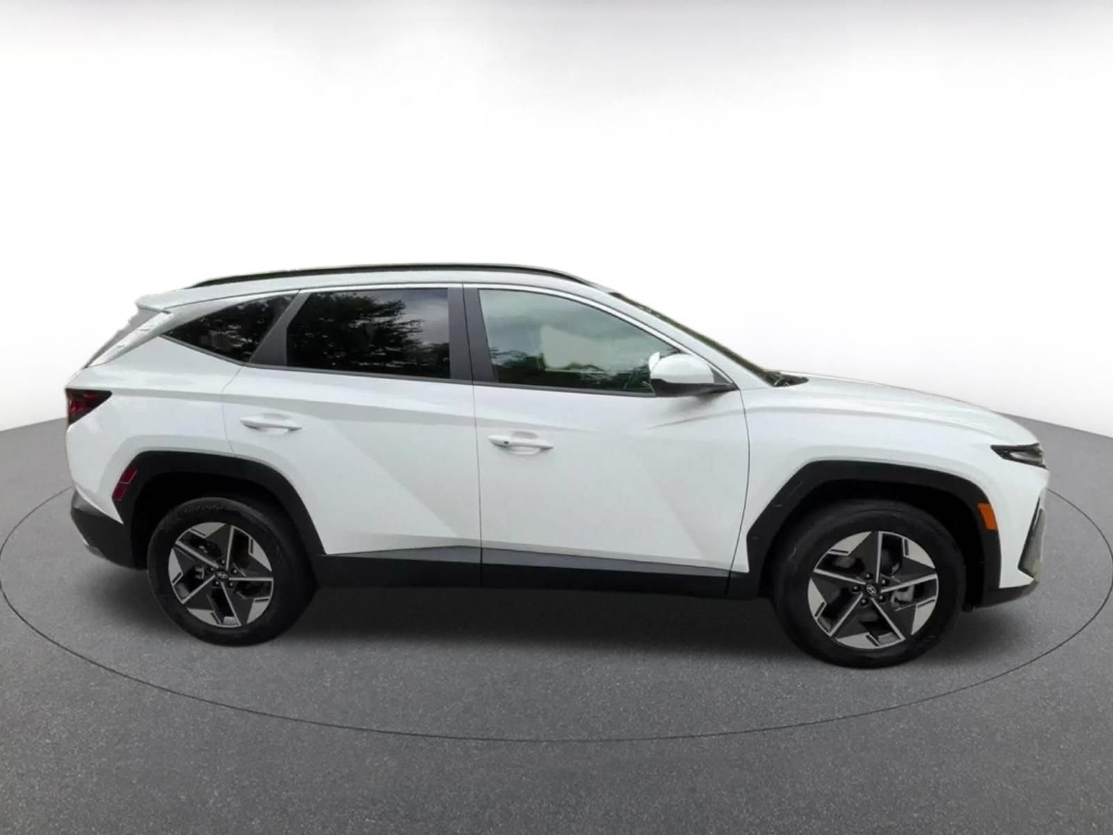Thumbnail: 2026 Hyundai Tucson - 15