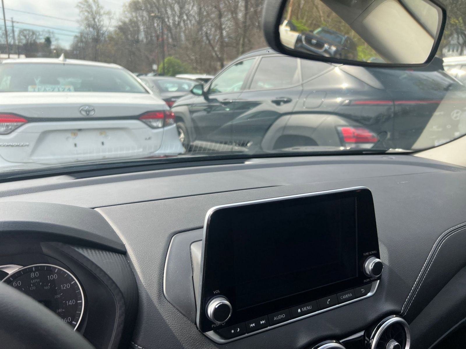 Thumbnail: 2025 Nissan Sentra - 17